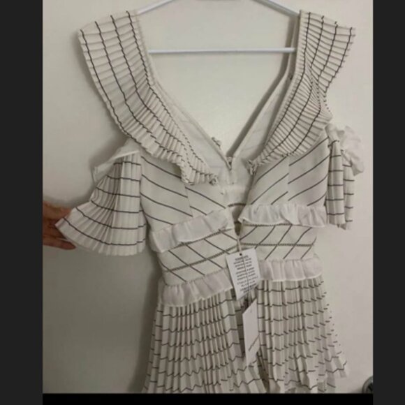 Self Portrait White Black Striped Cut Out Dress Elegant Evening Cocktail US 2 - Picture 4 of 5